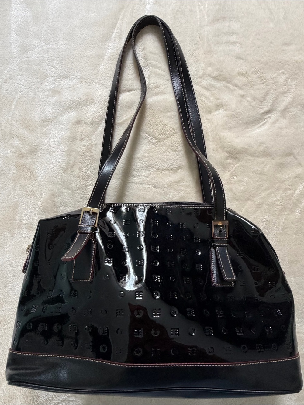 Arcadia Black Patent Leather
Shoulder Bag w/ adjustable straps